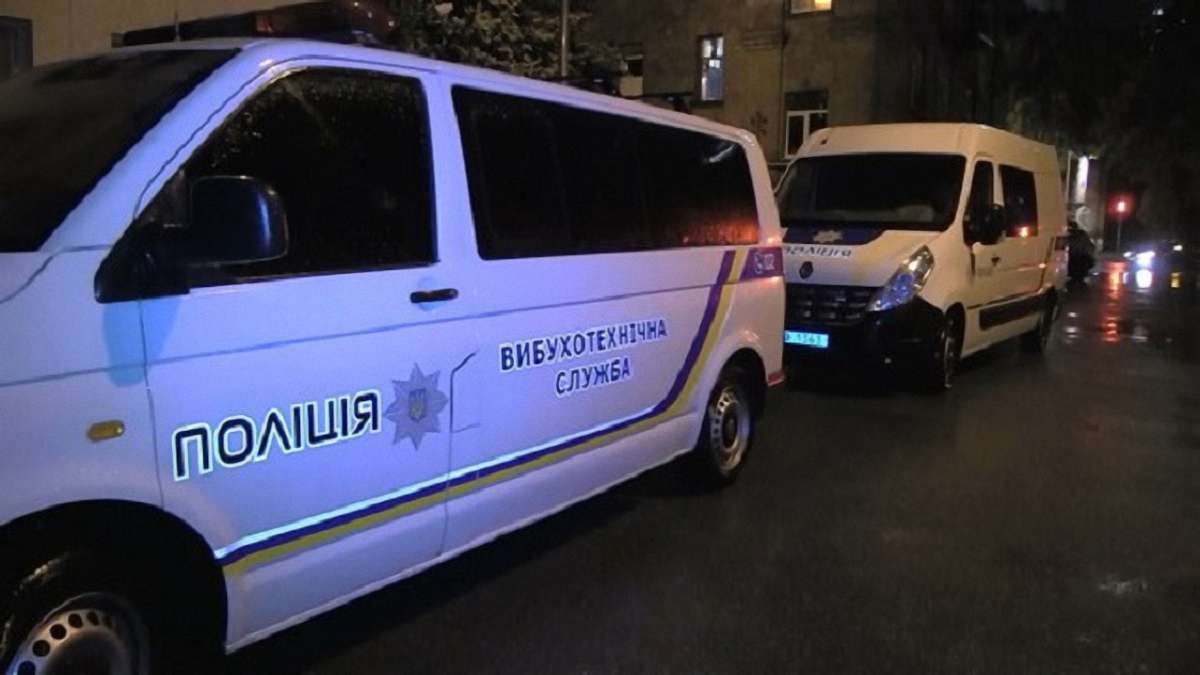 У Києві поліція затримала п'яного чоловіка, який погрожував підірвати лікарню