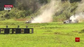 Українські вибухотехніки з навчальною метою підірвали чотири машини