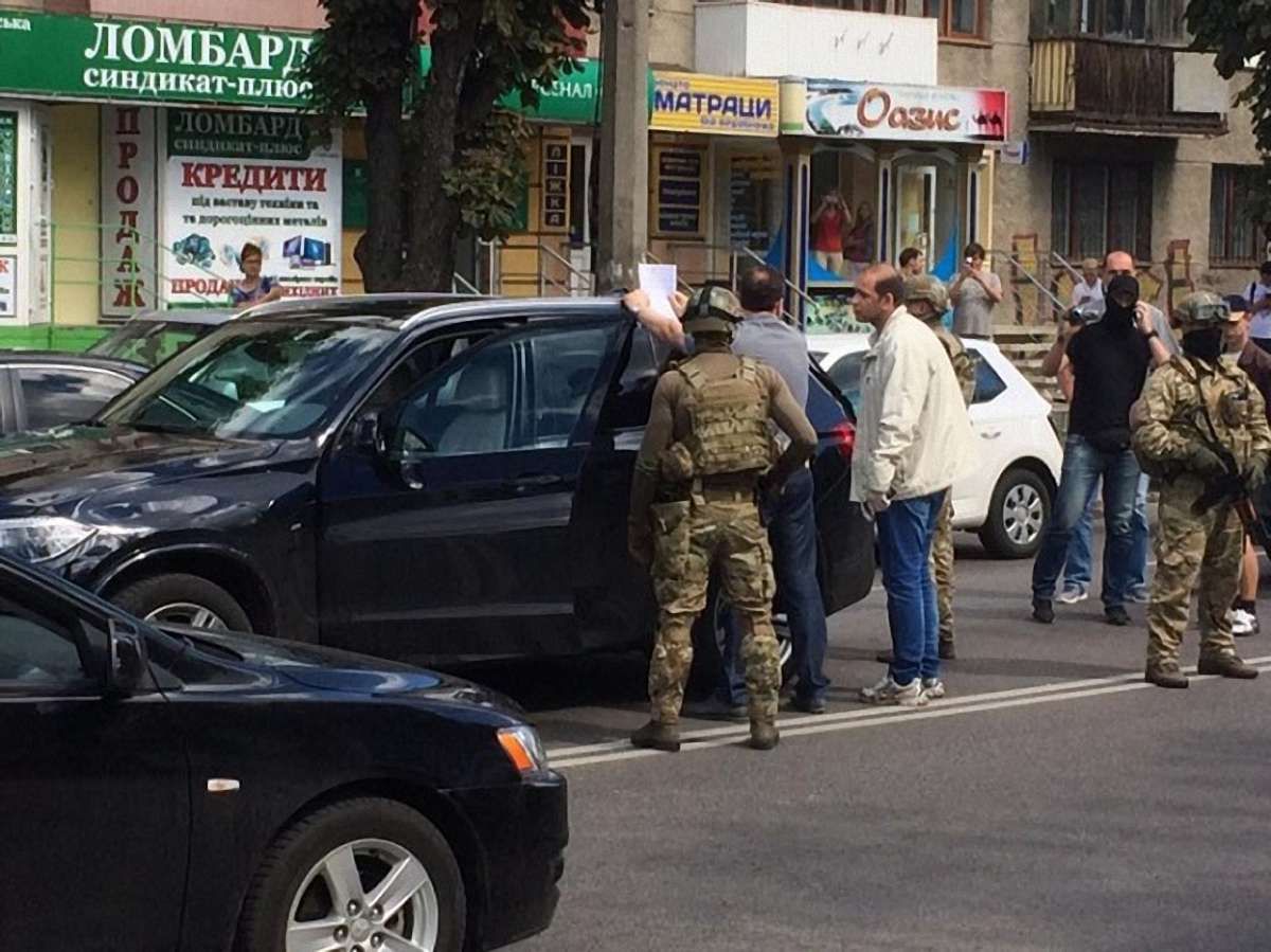 СБУ у Луцьку затримала «укропівця» через незаконне прослуховування можновладців