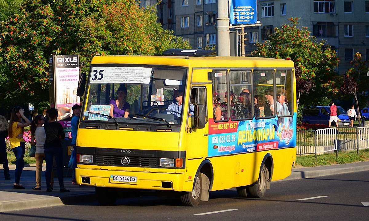 Суд не дозволив львівській мерії розірвати договір вже з другим приватним перевізником