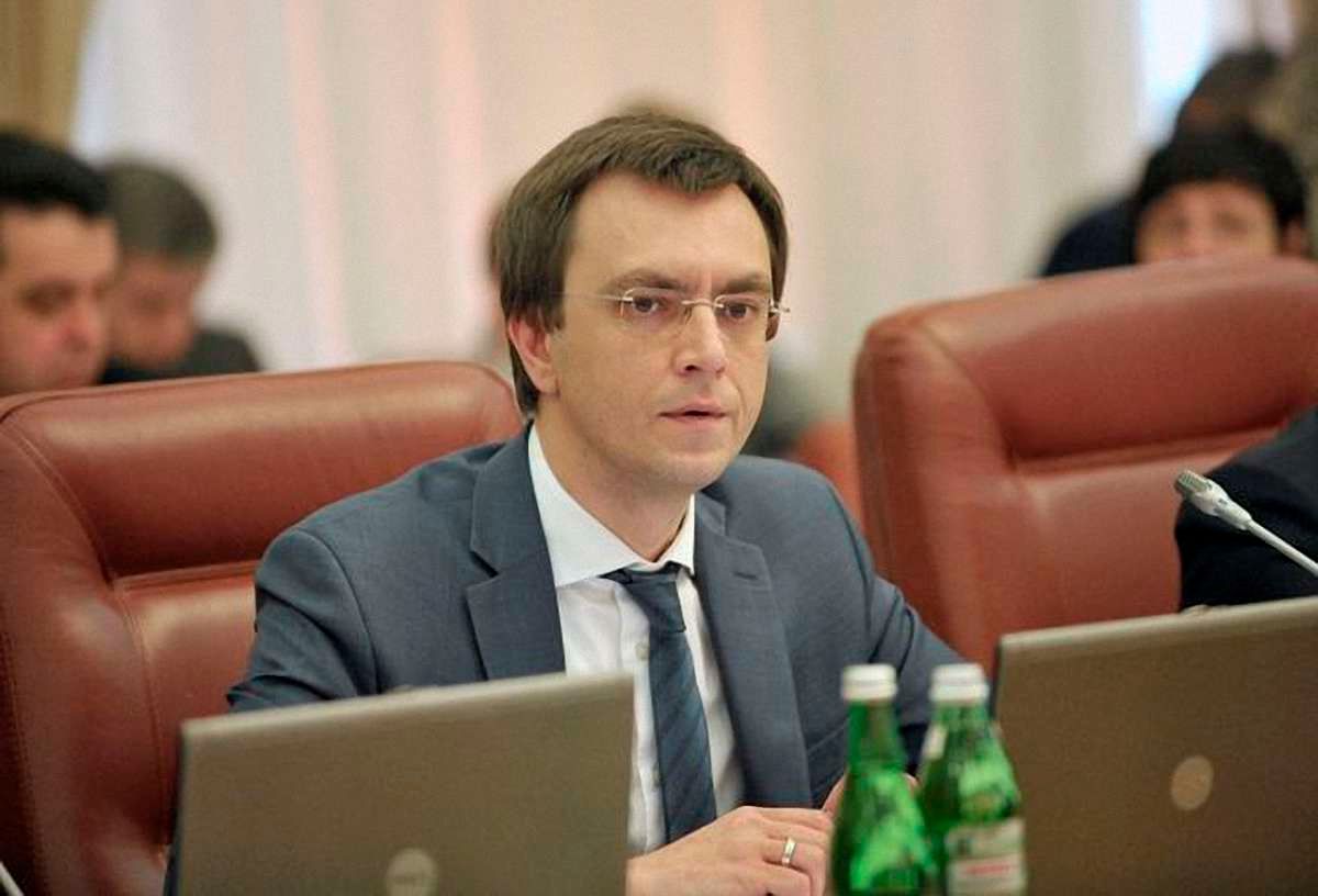 Володимир Омелян анонсував масштабні звільнення на «Укрзалізниці» після відставки Бальчуна