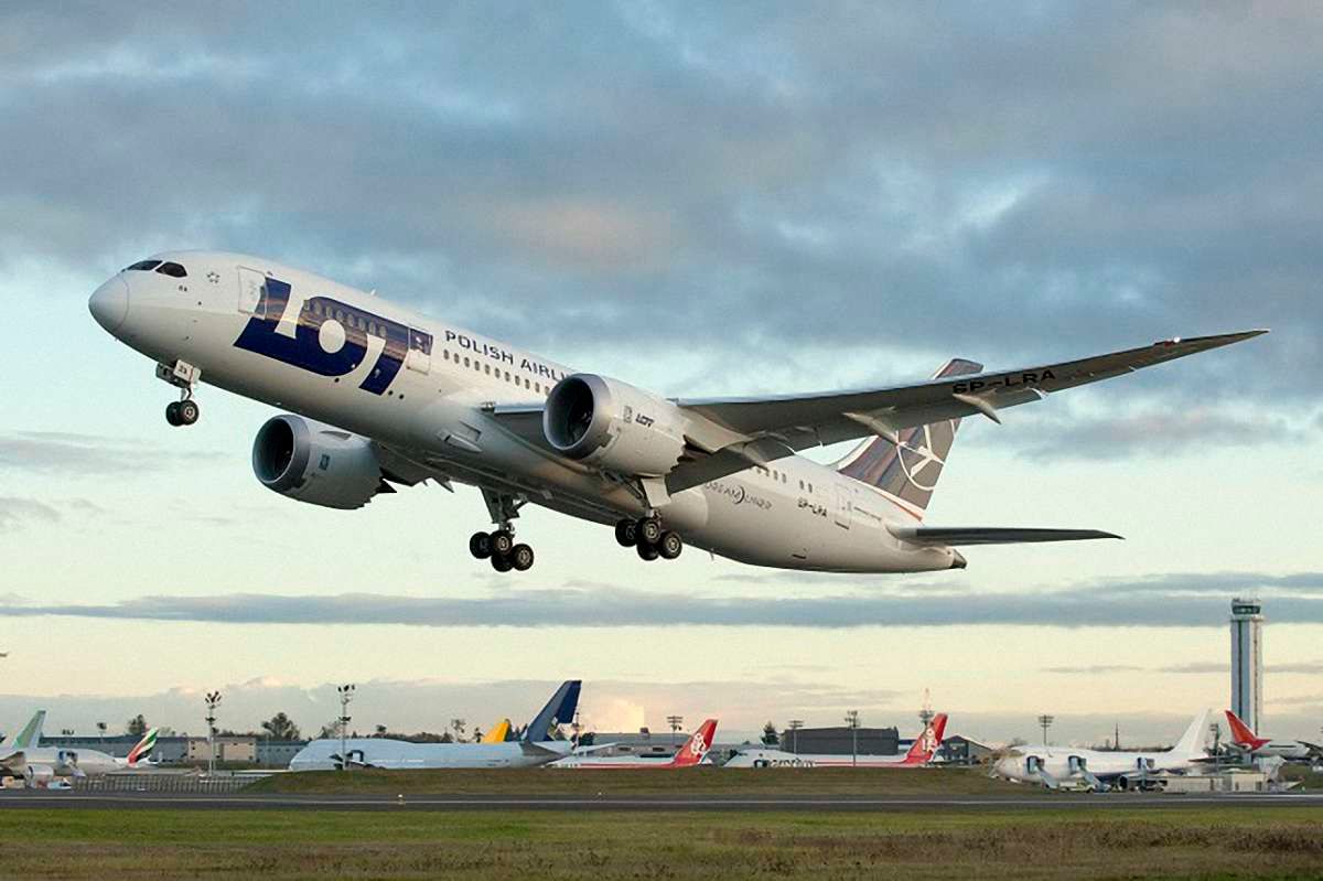 LOT може відкрити авіарейс зі Львова до Гданська