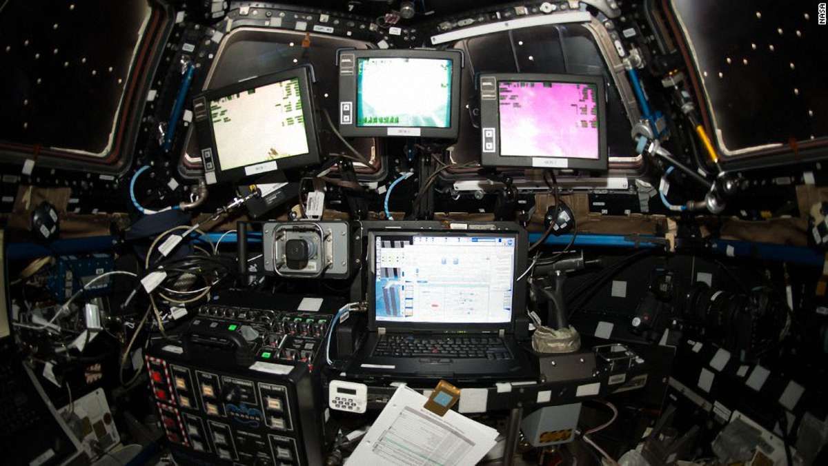 Ракета Ілона Маска доставить на МКС суперкомп'ютер Hewlett Packard