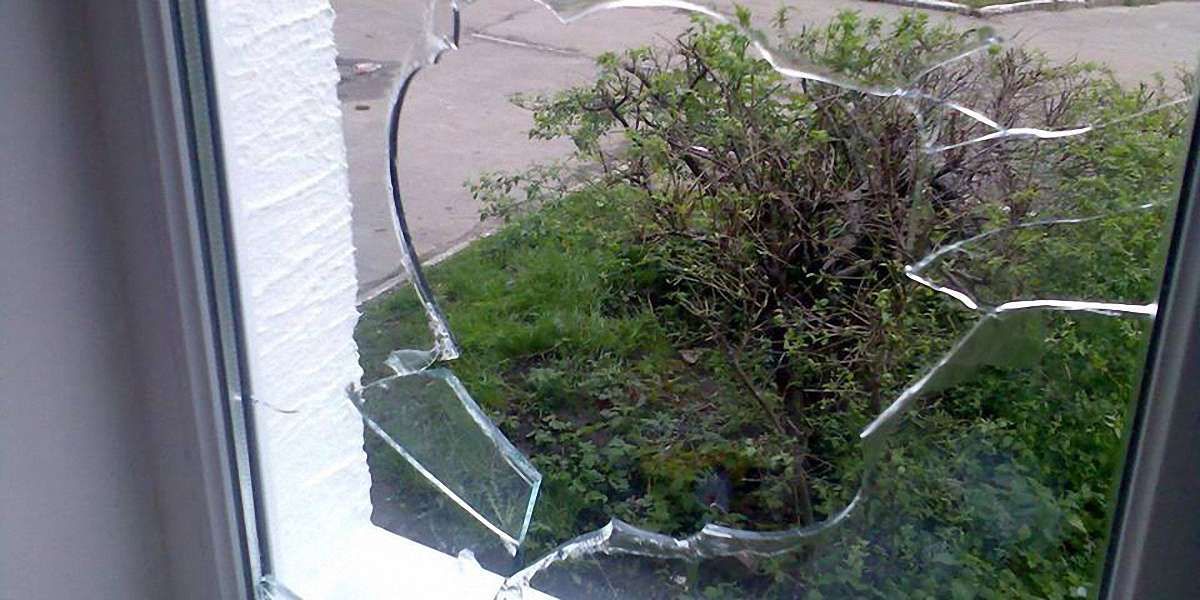 Троє малолітніх школярів обікрали офіс  на Новому Львові