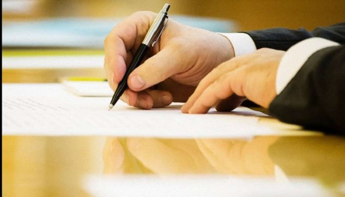 Президент України призначив стипендії дітям загиблих журналістів