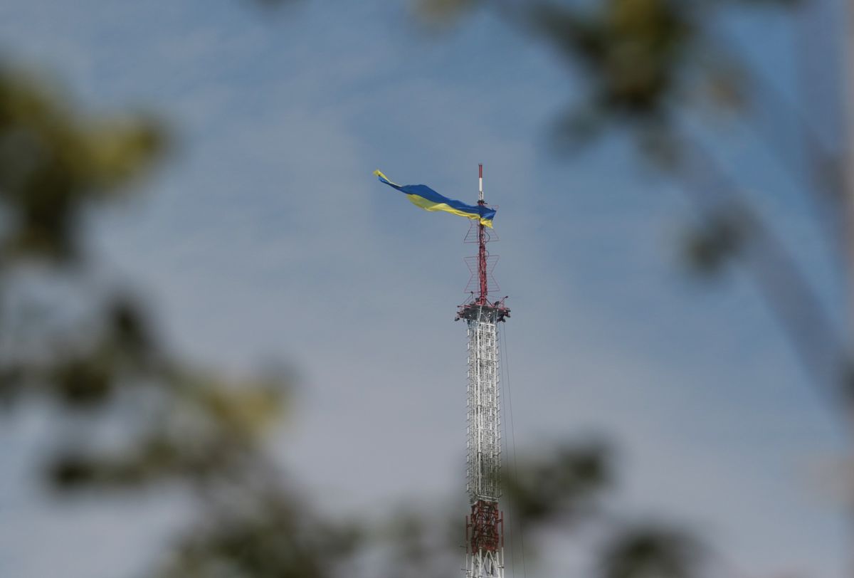 Прапор на львівській телевежі вивісили на прохання громадської організації