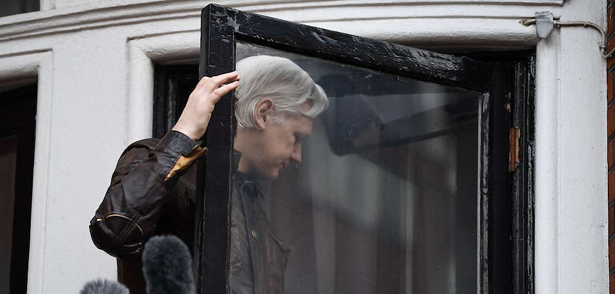 WikiLeaks приховав секретну інформацію про вторгнення РФ в Україну
