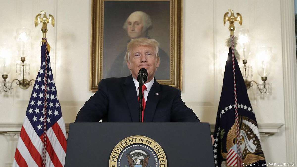 Радники Дональда Трампа з гуманітарних питань подали у відставку на знак протесту