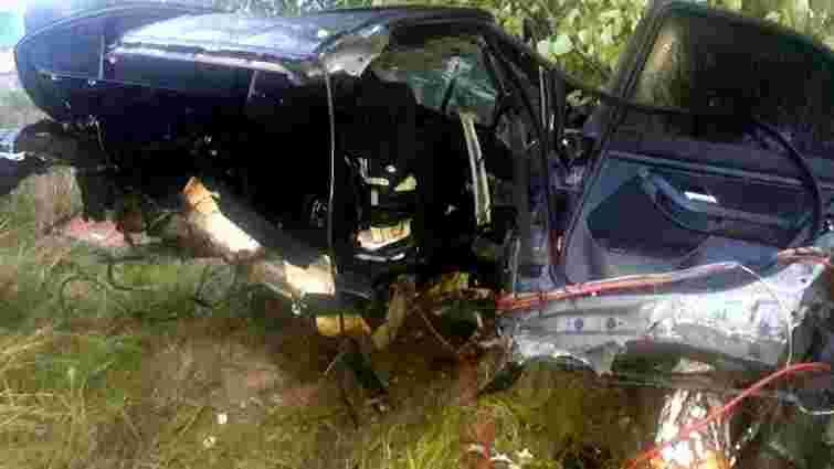 На Закарпатті жінка-водій вижила в ДТП, під час якої машину розірвало навпіл