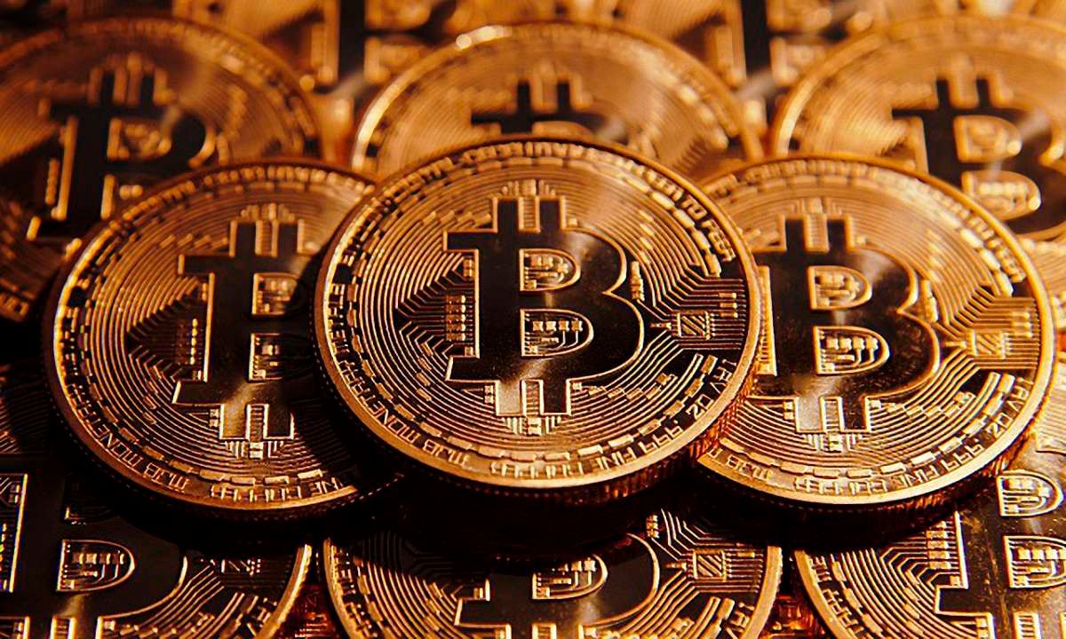 Українські чиновники задекларували біткоїнів на ₴2,5 млрд