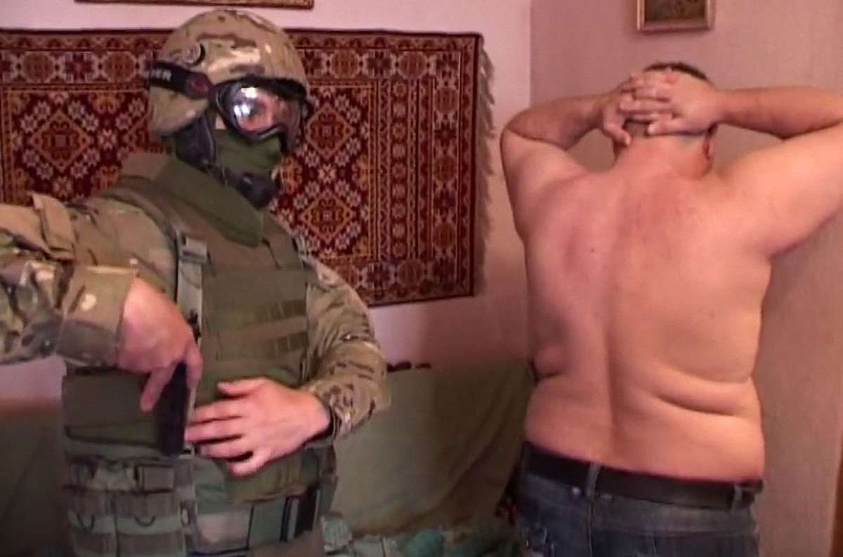 На Дніпропетровщині до шести років засудили двох терористів «ЛНР»