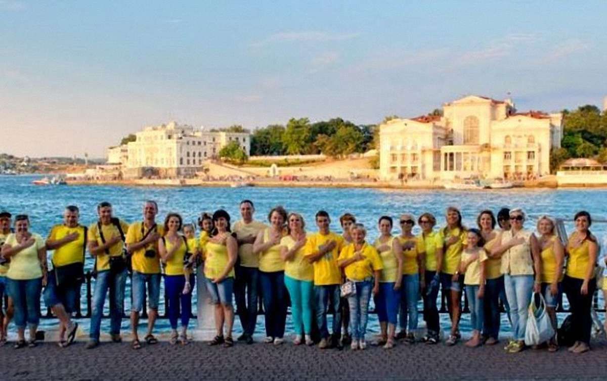 В окупованому Севастополі пройшла акція з нагоди Дня прапора України