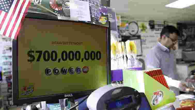 У США учасник однієї з лотерей вперше за 25 років виграв $750 млн