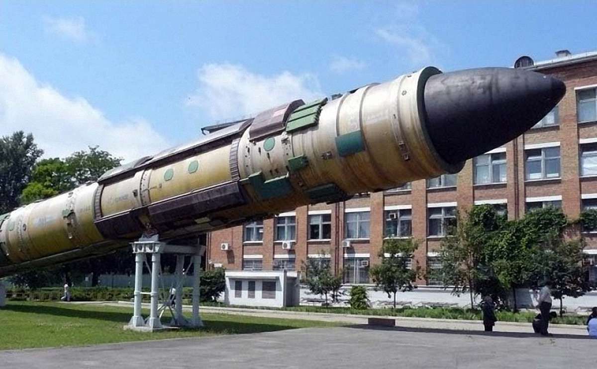 В Україні заарештували громадян КНДР, які намагалися викрасти креслення ракет, – CNN