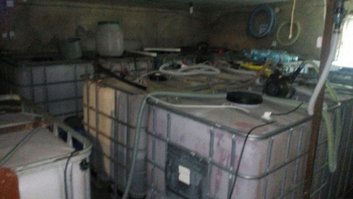 У Запорізькій області правоохоронці викрили підпільний цех з підробки елітних вин