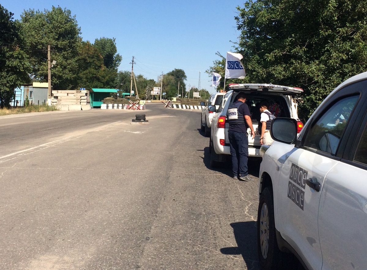 ОБСЄ: На Донеччині дві пенсіонерки підірвалися на міні
