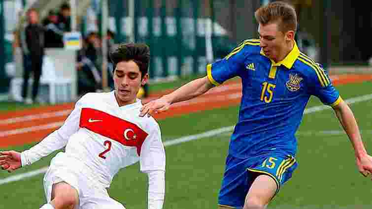 Гол гравця львівських «Карпат» допоміг розгромити збірну Росії на турнірі у Чехії