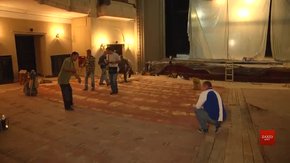 Заньківчани ремонтують глядацький зал, тож актори гратимуть вистави на сценах сусідів