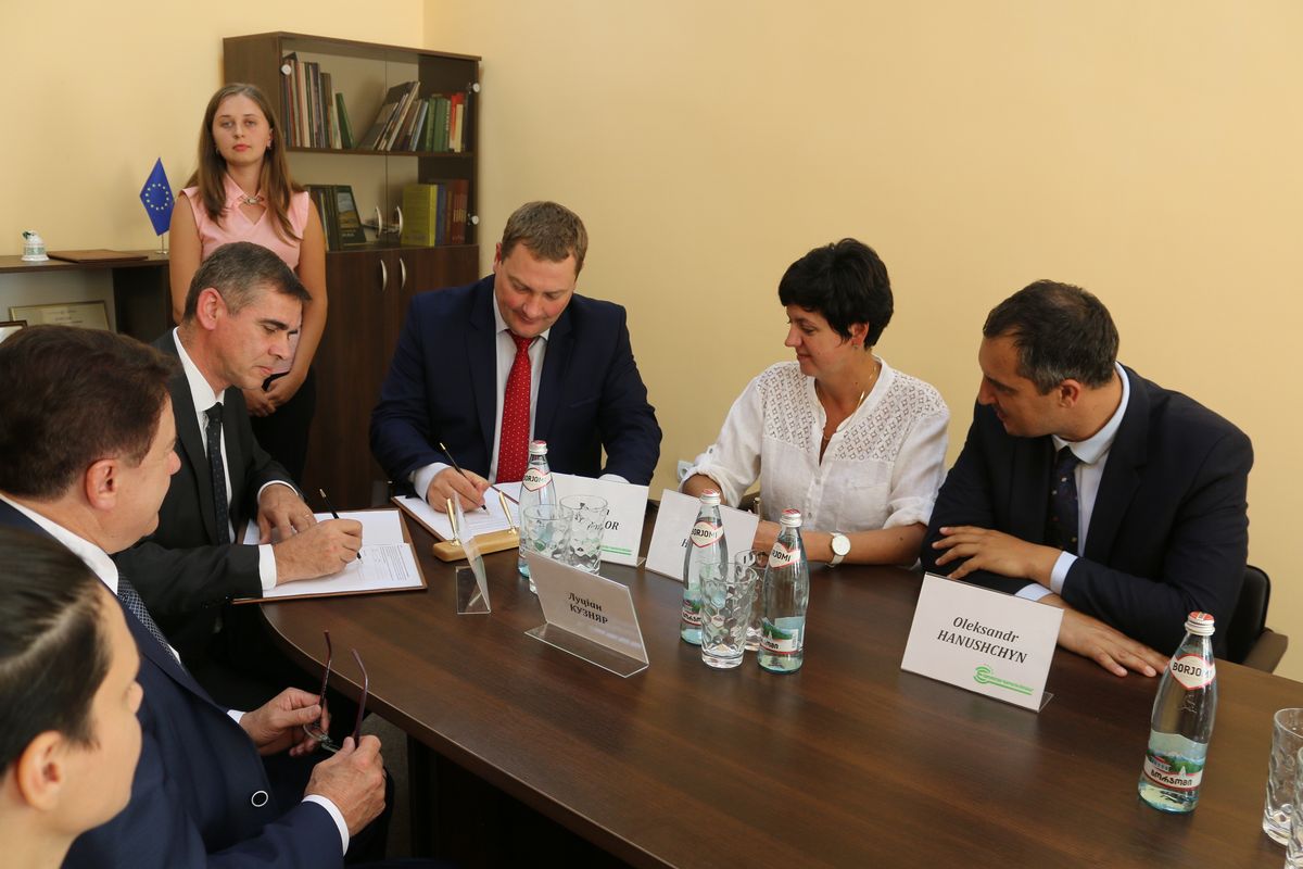 На Львівщині у 2018 році планують відремонтувати три дороги за €2,75 млн