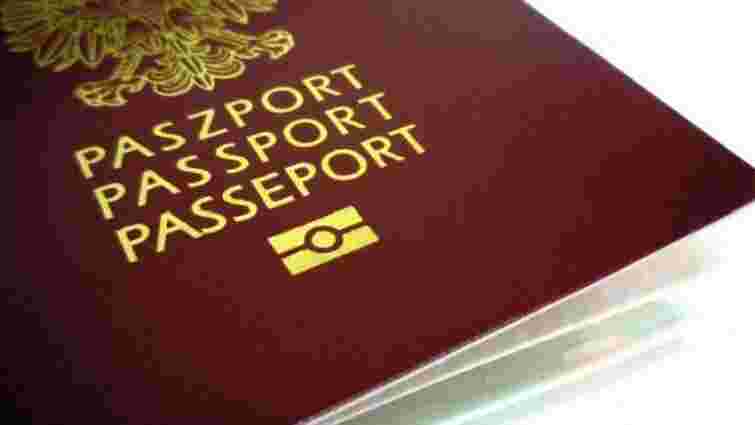 МЗС України просить Польщу не зображувати львівський Меморіал орлят на нових паспортах