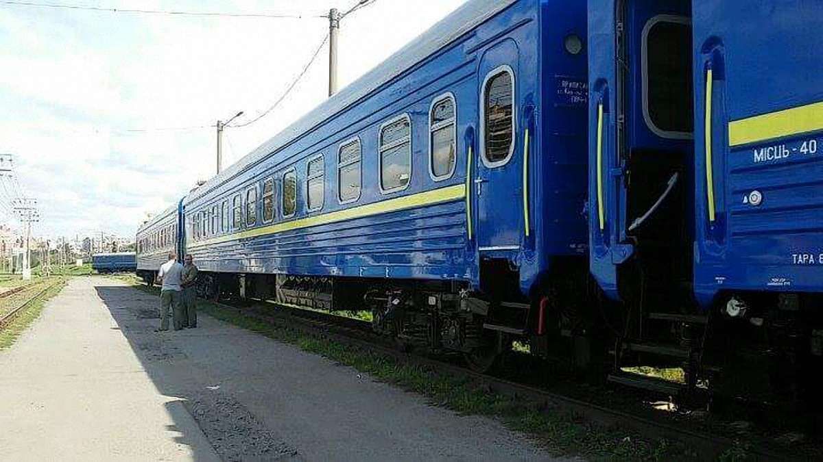 В нових вагонах «Укрзалізниці» з’явилися кавові апарати