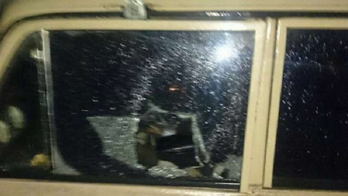 Львівські патрульні зловили чоловіка, який проник у чужий автомобіль