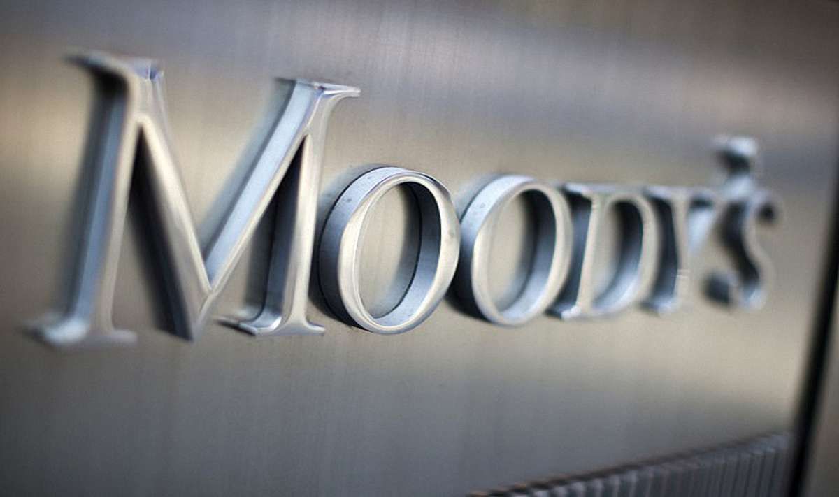 Moody's підвищив рейтинги Києва та Харкова до позитивного