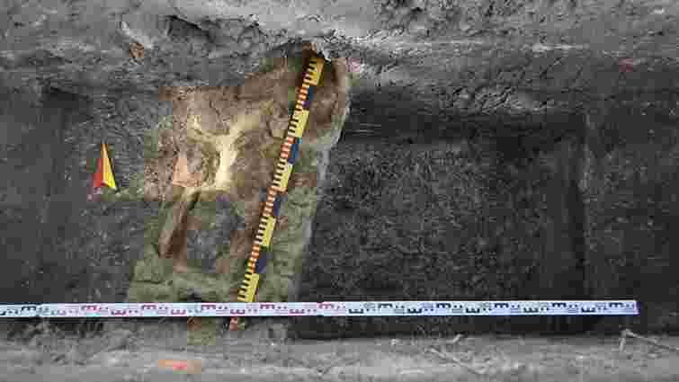 Біля Львівського університету археологи знайшли фундаменти будівлі XVII ст.