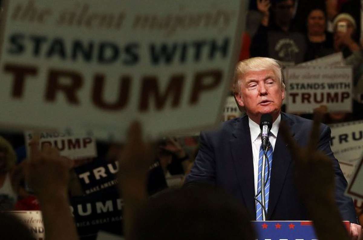 Дональд Трамп скасував програму захисту молодих іммігрантів