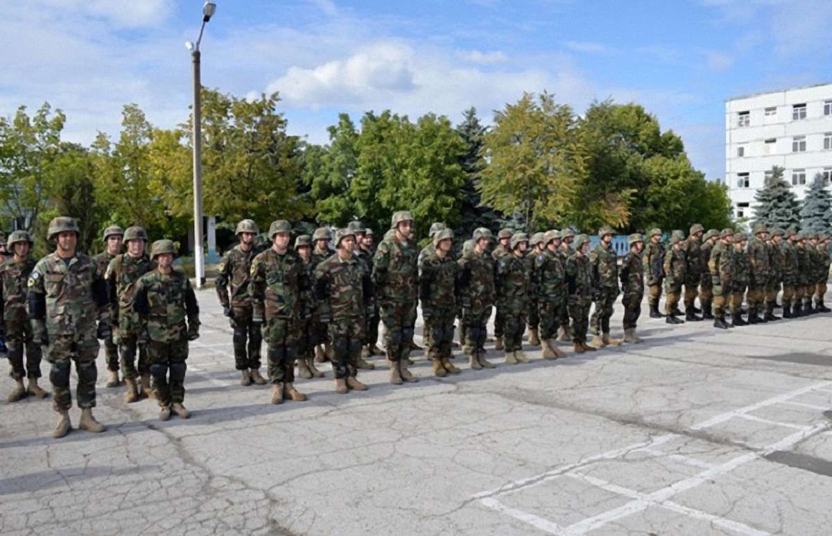 Військові з Молдови приїхали на навчання в Україну всупереч забороні президента