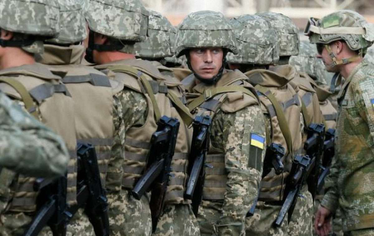 Солдатам у зоні АТО збільшили зарплату до ₴17 тис.