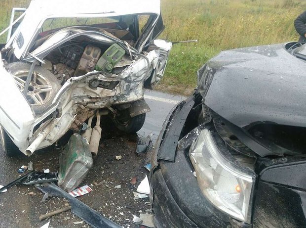 Паски безпеки врятували життя учасникам ДТП, яка сталася на кільцевій дорозі Львова