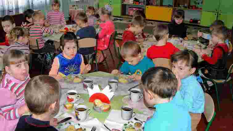 Львівська мерія пояснила причину нестачі місць у дитячих садочках