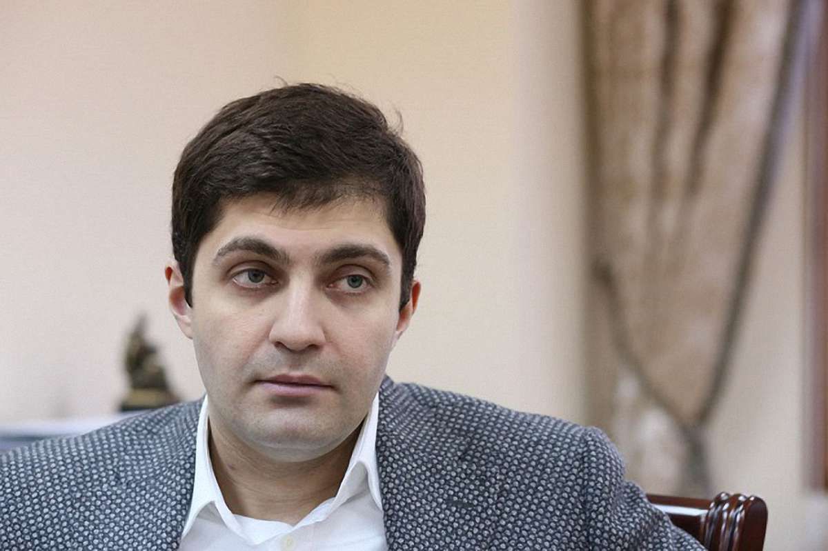 Екс-заступнику генпрокурора вручили підозру про незаконне переправлення людей через кордон