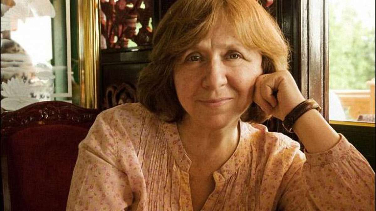Нобелівська лауреатка Світлана Алексієвич не приїде до  Львова через хворобу
