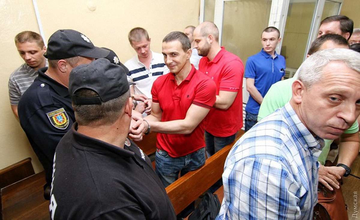 Одному з виправданих фігурантів справи «2 травня» після суду поламали ребра