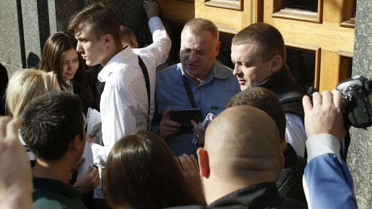 На сесію Харківської міськради не пустили депутатів від «Самопомочі»