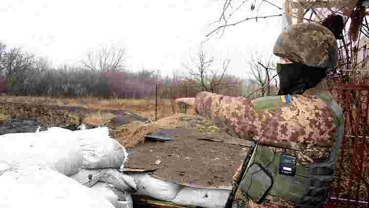 У зоні АТО бойовики поранили двох українських військовослужбовців