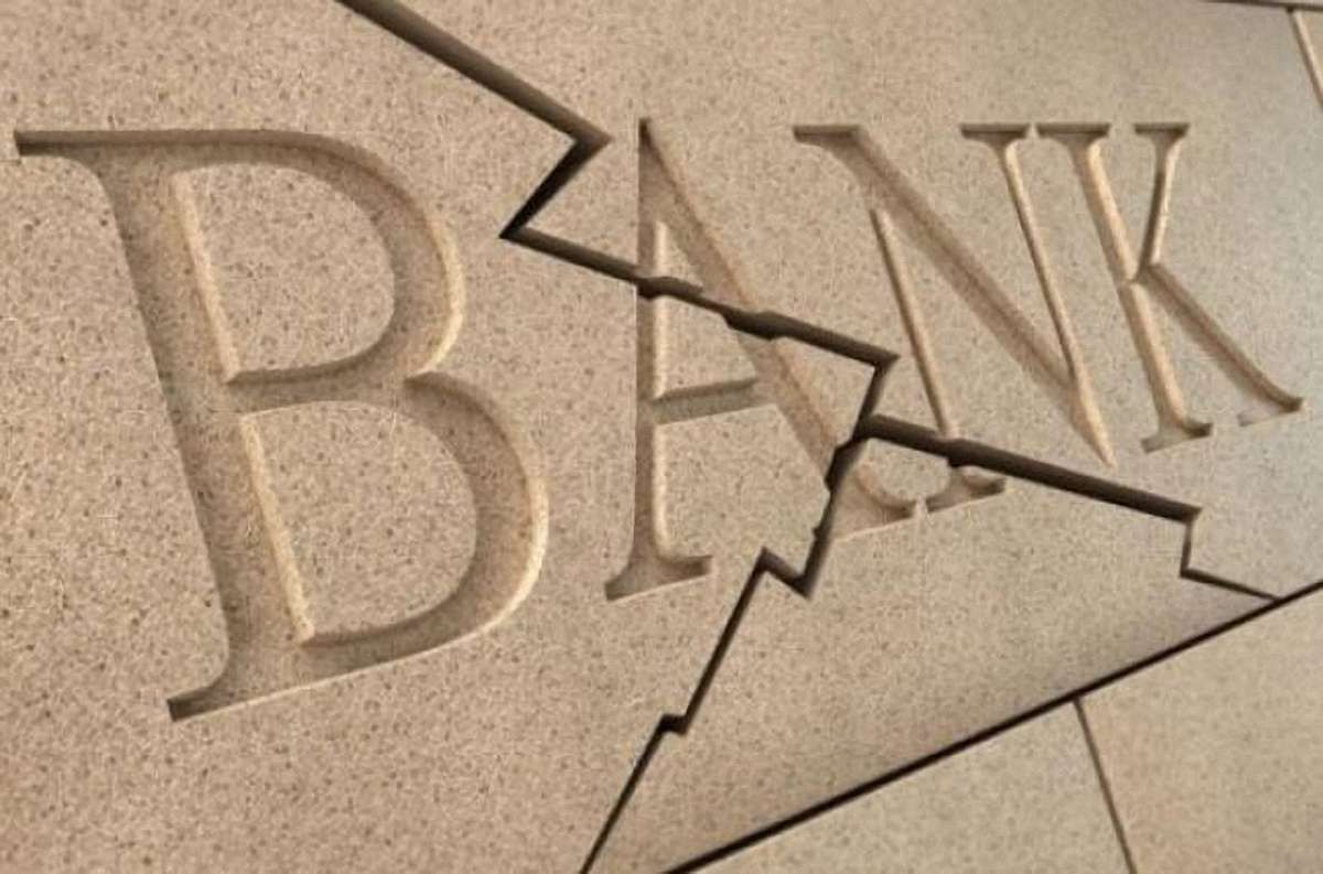 Фонд гарантування вкладів продав активи 35 банків-банкрутів