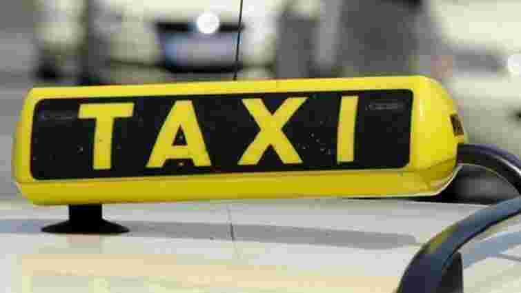 Майже 90% ринку таксі в Україні перебуває поза правовим полем, - «Укртрансбезпека»