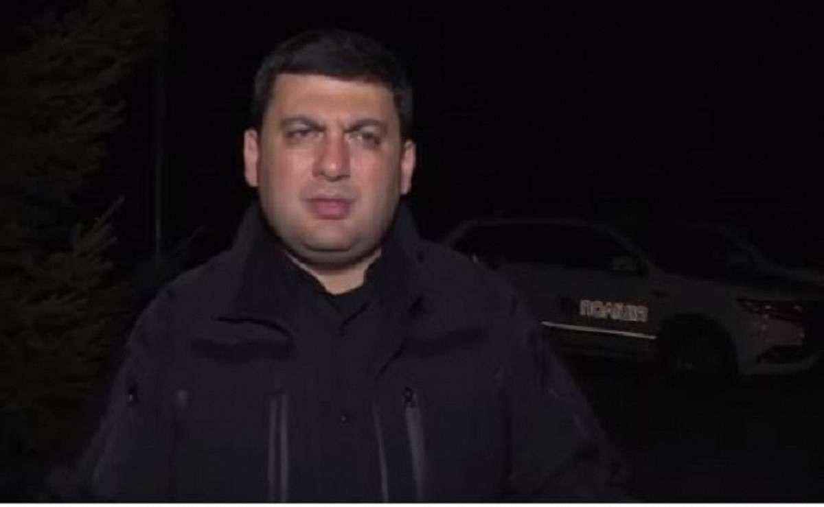 Причиною пожежі в Калинівці могли бути зовнішні фактори, – Гройсман