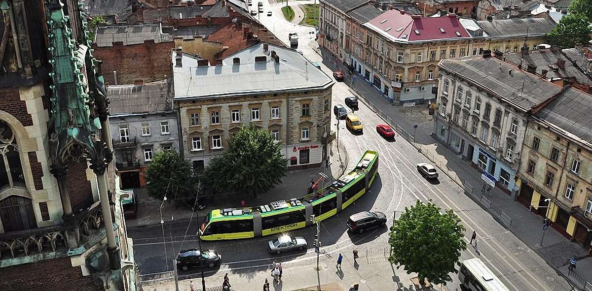 Частину вул. Бандери у Львові планують закрити для проїзду автомобілів