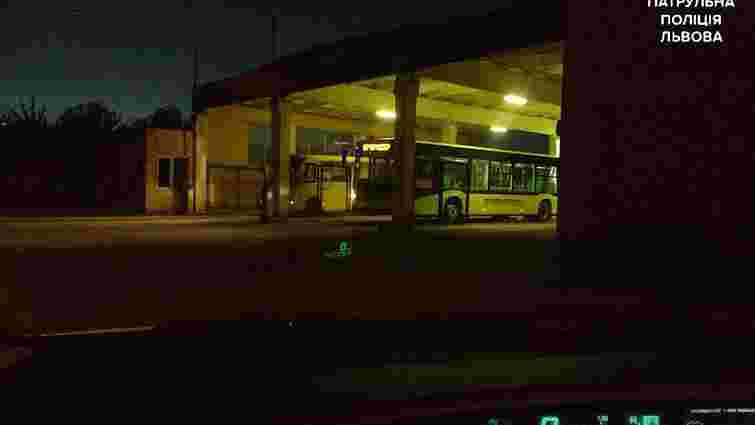 Поліція не дозволила львівському АТП-1 випустити на маршрути чотири несправні автобуси