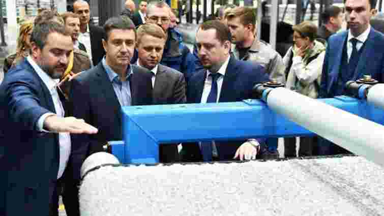 В Україні відкрили перший завод з виробництва штучного покриття для футбольних полів