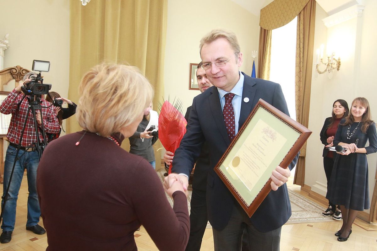 Усі львівські бібліотекарі отримали премії по 2700-3600 грн з міського бюджету