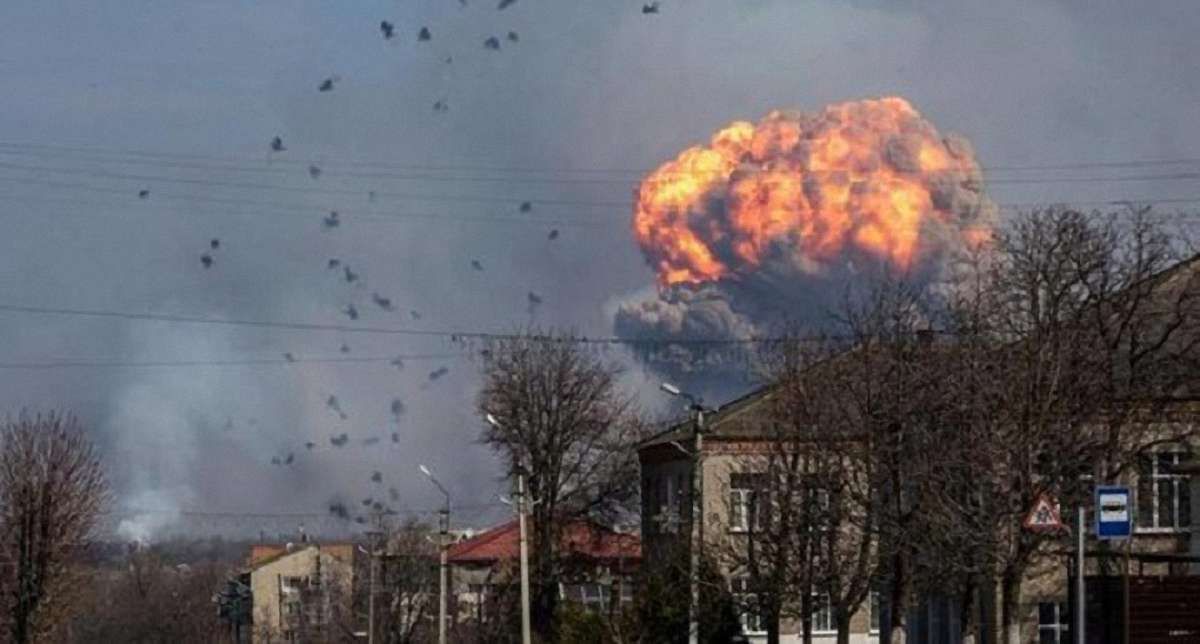 ГПУ назвала основну версію вибухів на складі боєприпасів під Вінницею