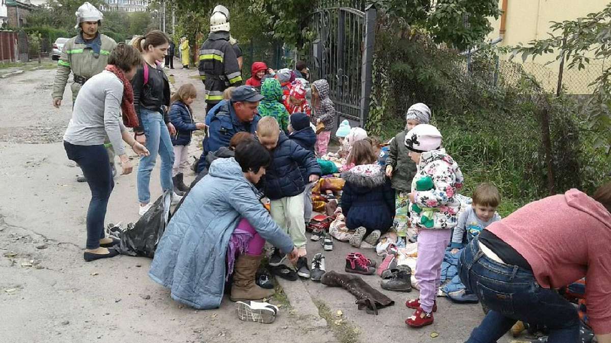 40 дітей евакуювали через пожежу з приватного дитсадка у Львові