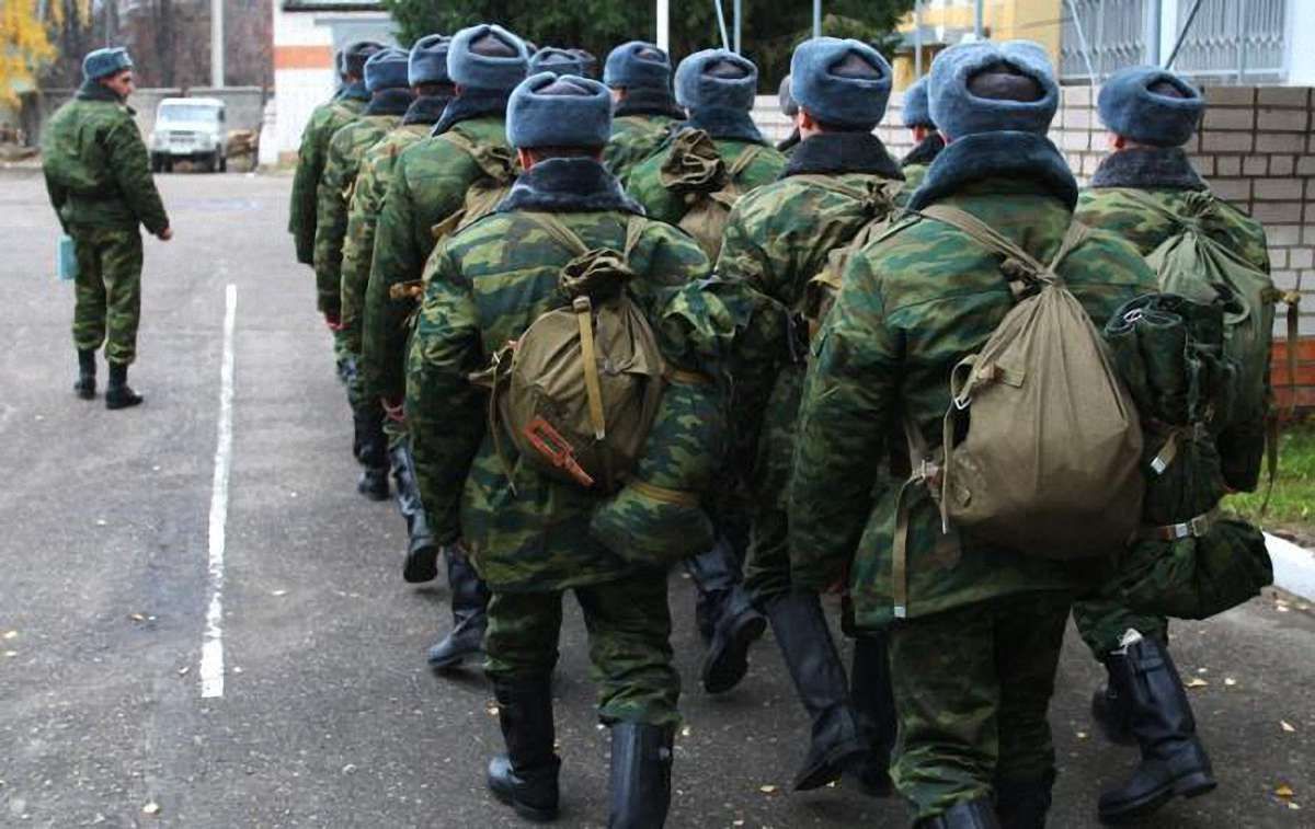 Україна вимагає від РФ припинити призов до війська на території анексованого Криму
