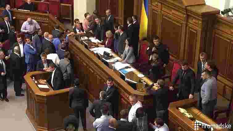 Верховна Рада закрила засідання, не розглянувши законопроекти щодо реінтеграції Донбасу