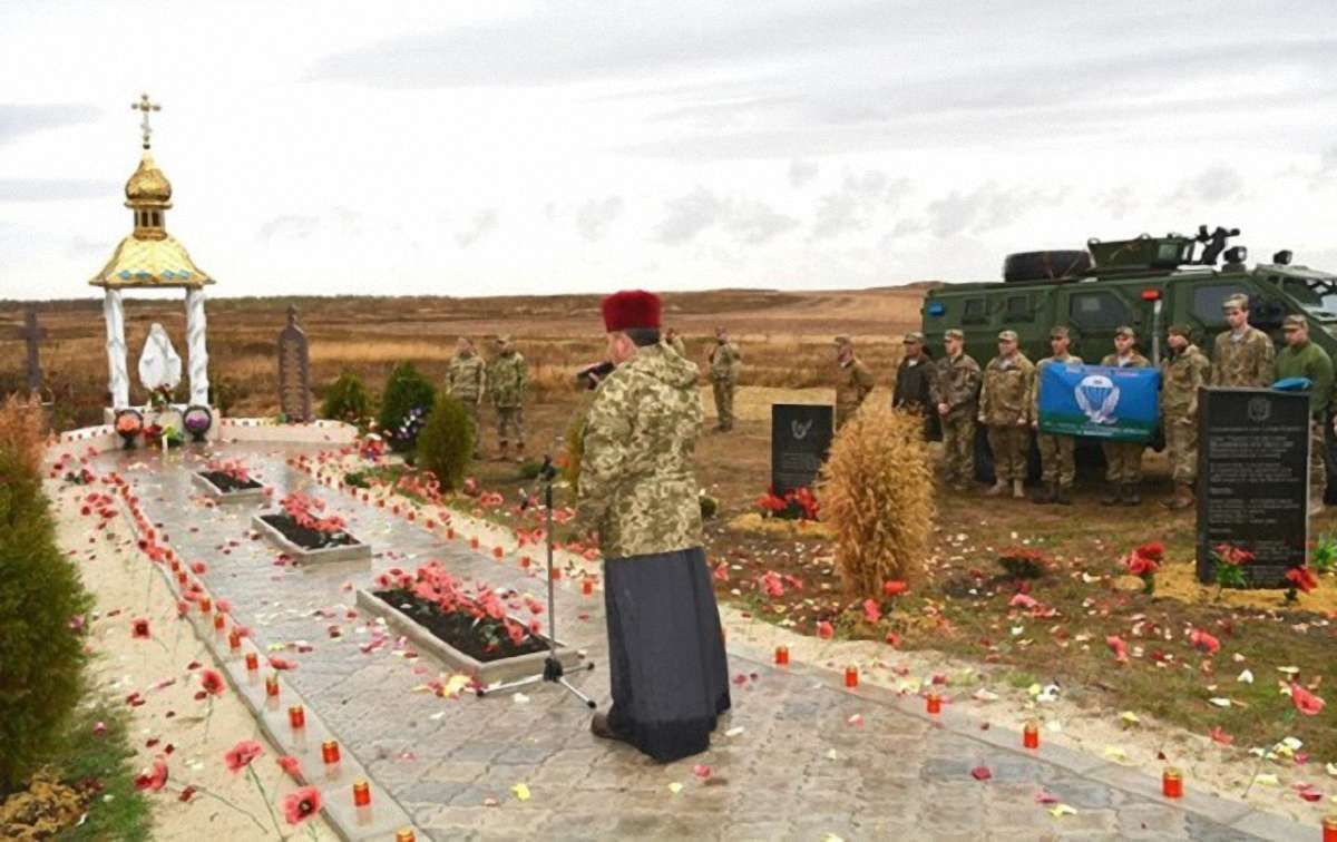 На Донеччині відкрили пам'ятник Героям Небесної сотні